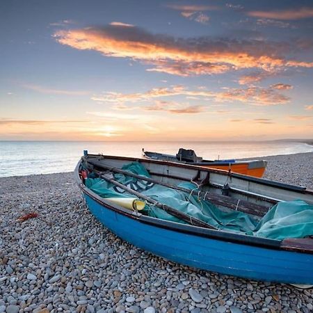 Luxurious Beach House Chesil Beach. Sleeps 6 Castletown  Buitenkant foto