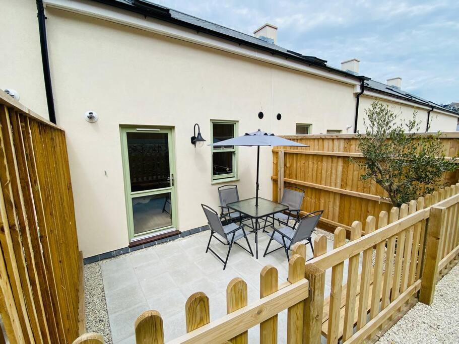 Luxurious Beach House Chesil Beach. Sleeps 6 Castletown  Buitenkant foto